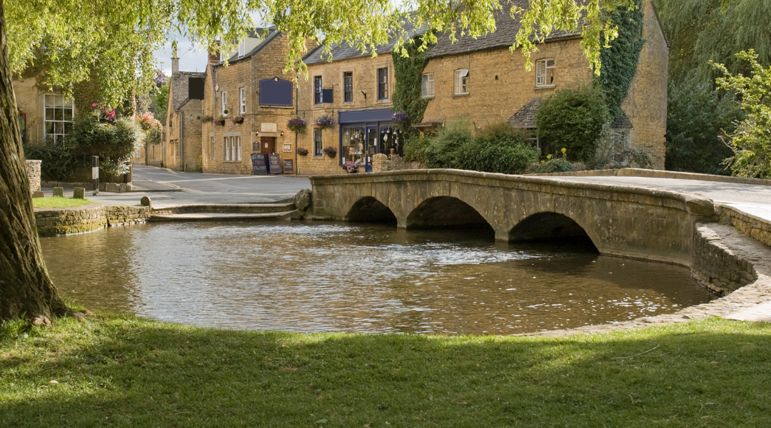 Explore the Cotswolds in a Day with Shakespeare Coaches